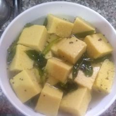 A picture of Dhokla.