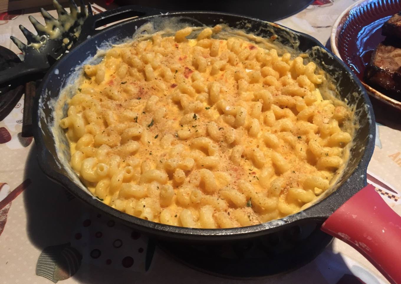 Cast Iron Skillet Mac N Cheese