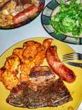 Asado, chori y boniatos al horno con ensalada