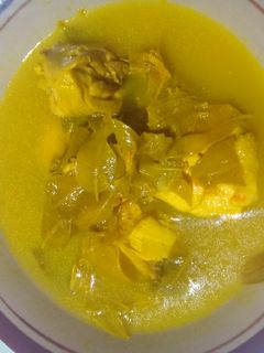 Foto resep Lempah kuning ayam daun kedondong khas bangka
