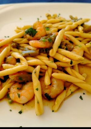 Foto di Strozzapreti Freschi con Gamberetti