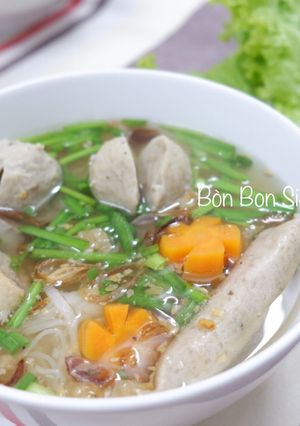 Hình của món Hủ Tíu Bò Viên.