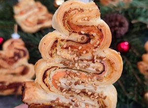 Una foto de 🎄 PINITOS CRUJIENTES DE SALMÓN 🎄