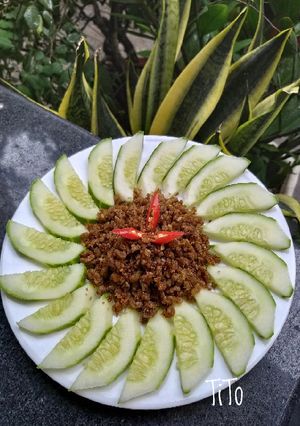 Hình của món Sụn rang sả.