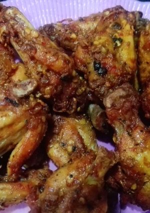 A picture of Chiken Wings #Eidkimeethas.
