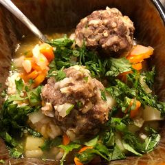 A picture of Albondigas.