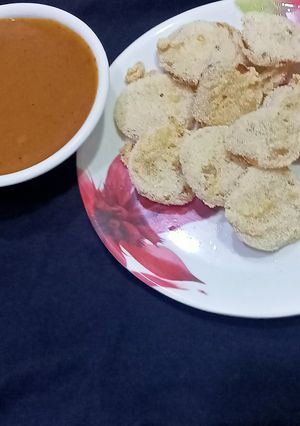 ડુંગળી ભજીયા (Dungli Bhajiya Recipe In Gujarati) રેસીપી મુખ્ય ફોટો