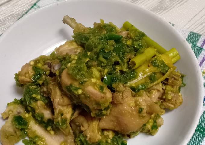 Ayam Cabe Ijo