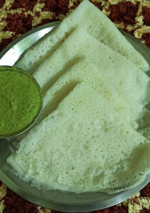 घावने (ghawan recipe in marathi) रेसिपी चे मुख्य फोटो