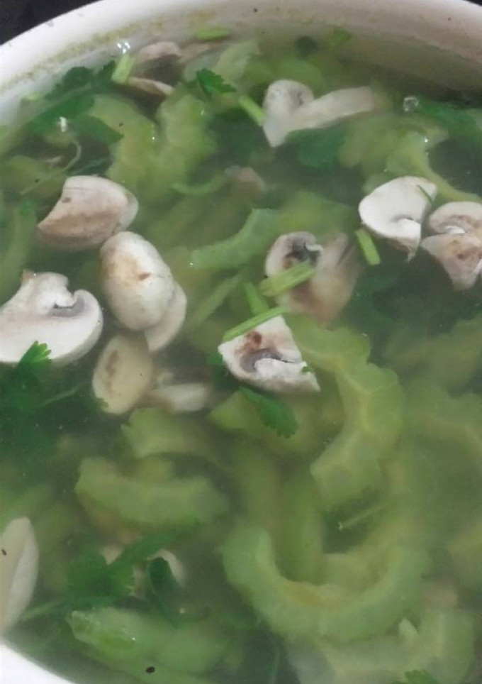A picture of Simple Bitter Melon Soup.