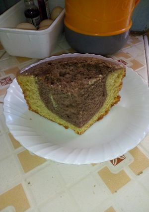 A picture of Vanilla marble cake without oven. #4weekchallenge.