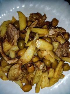 صورة لوصفة جواز زيتون وبطاطا وجاج ساهل ماهل وبنين 😋