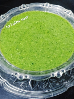 हरी चटनी (Hari chutney recipe in Hindi) रेसिपी मुख्य फोटो