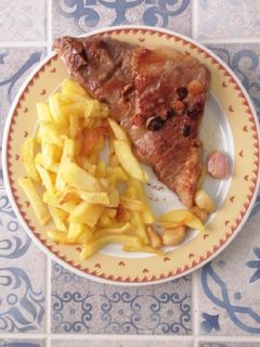 Una foto de Secreto a la plancha con ajitos😋