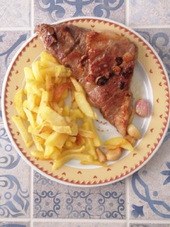 Una foto de Secreto a la plancha con ajitos😋