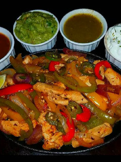 A picture of Mike's Chicken Fajitas.