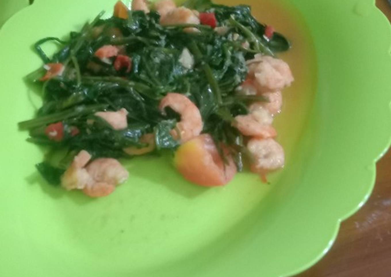 Tumis kangkung udang