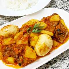 รูปของ Balado ayam/telur/kentang