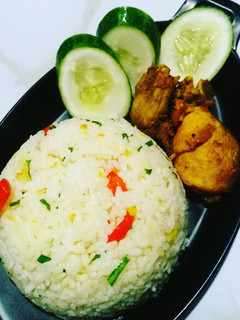 Foto resep 25. Nasi Daun Jeruk Pedas Ayam Goreng