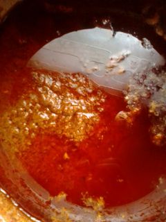 A picture of Black pepper sauce.