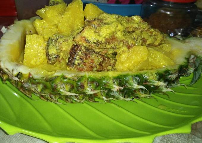 Langkah Mudah untuk Membuat Gurami goreng gulai kuning dengan nenas Anti Gagal