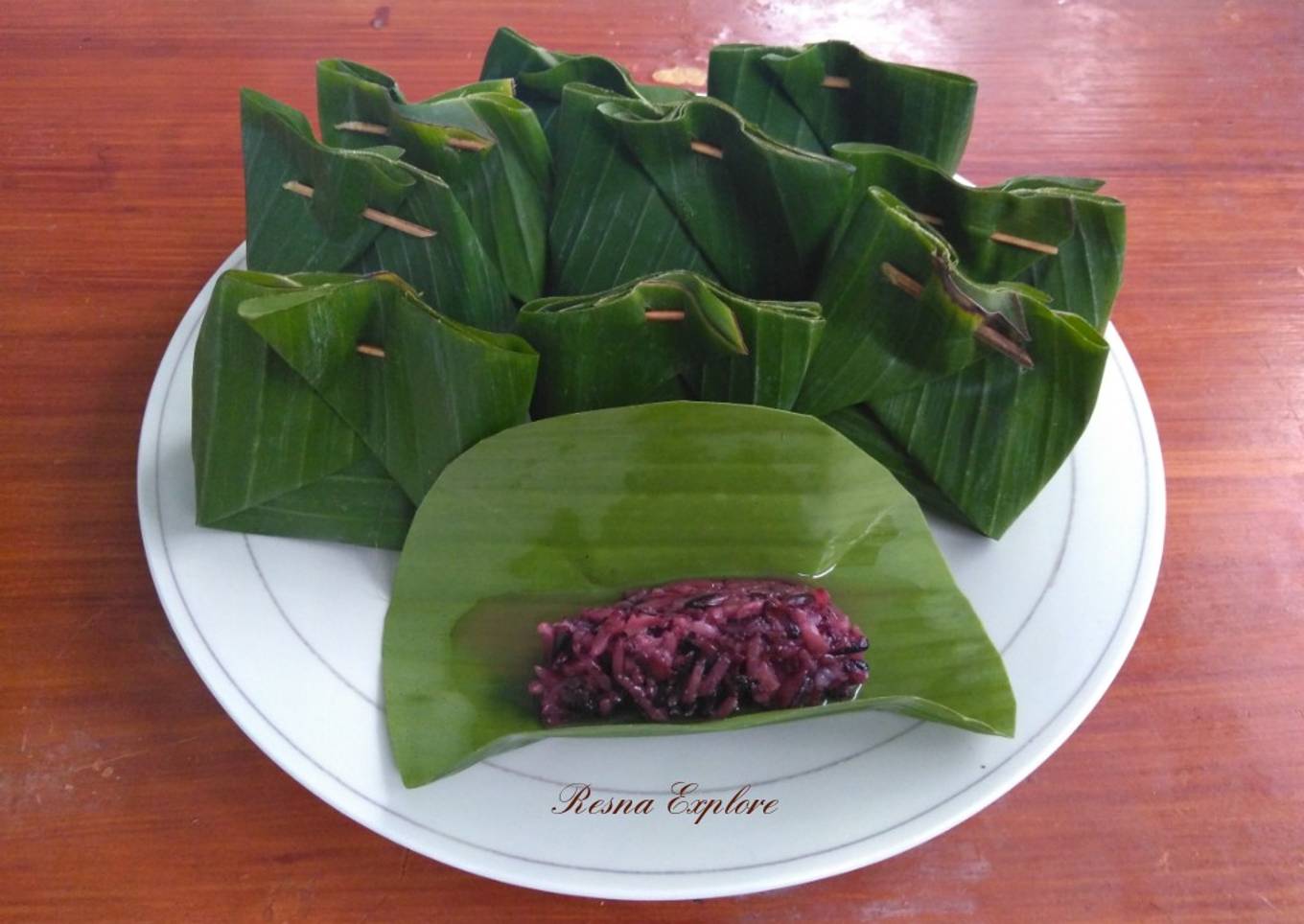 Tape Ketan Hitam Bungkus Daun, Mudah, Enak, Manis & Lembut