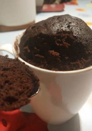 Una foto de Bizcochuelo en taza 🍫☕💥