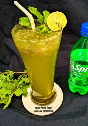 A picture of Gond Katira Mint Fizz Cooler - A refreshing Cold drink.