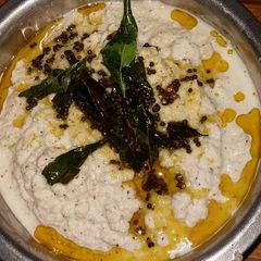 A picture of Coconut chutney.