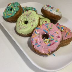 A picture of Without yeast donuts.