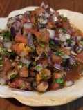 Pebre con cebolla morada