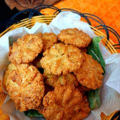 A picture of Panjiri Thekua.