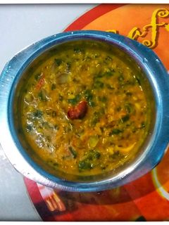 வெந்தயக்கீரை பாசிப்பருப்பு கூட்டு (Venthayakeerai paasiparuppu kootu recipe in tamil) செய்முறை முக்கிய புகைப்படம்