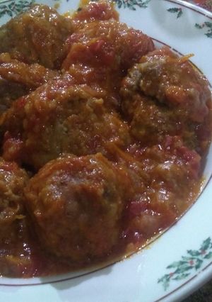 Una foto de Albóndigas en tuco