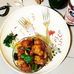 A picture of Chilli gobhi with paneer.