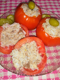 Una foto de Tomates veraniegos sencillo
