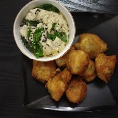 A picture of Mysore Bonda: A Popular Snack from Karnataka.
