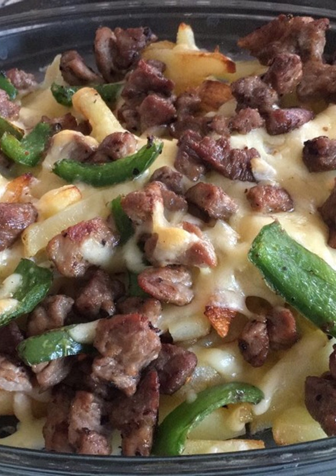Una foto de Patatas Foster Hollywood con Carne de cerdo