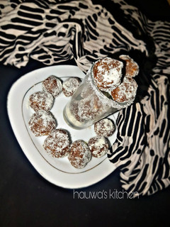 A picture of Coconut-bread candy.