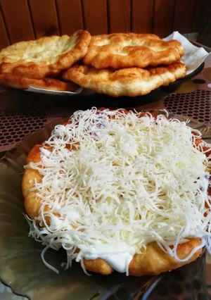 Lángos recept fotója