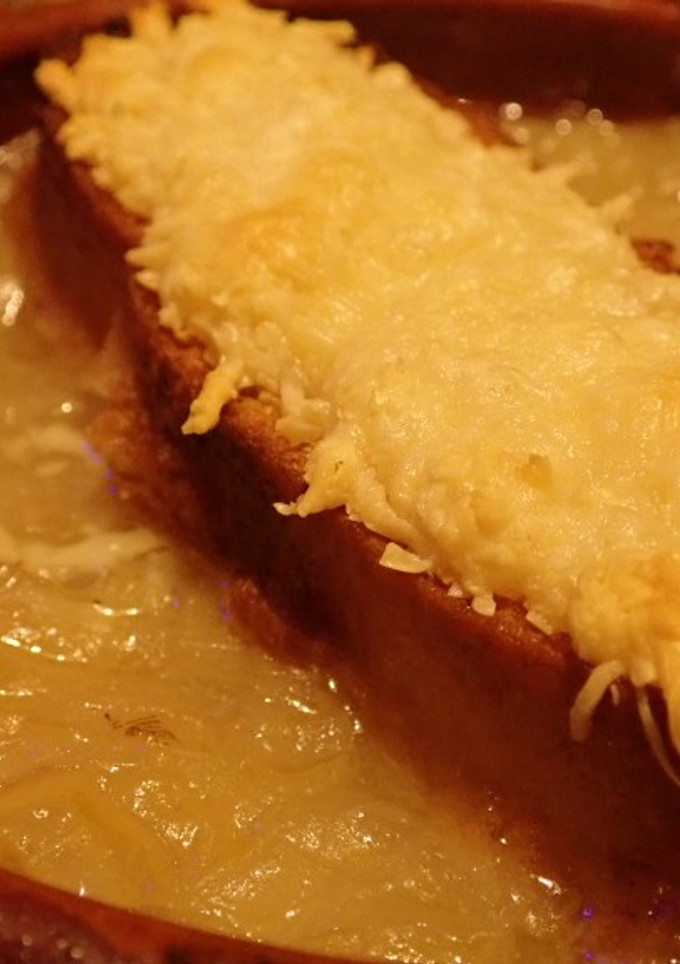 Una foto de Sopa de cebolla a la Moncloa