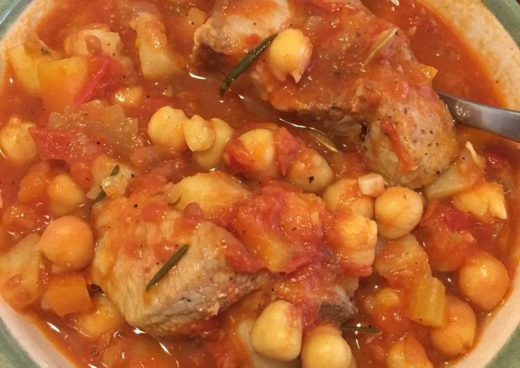 Garbanzos con carne de cerdo