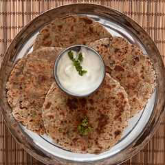 Foto principal de Healthy Fasting Stuffed Veg Paratha 🫓 Amaranth (Rajgira)Paratha 😋