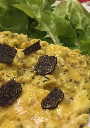 Une photo de Omelette à la truffe du Périgord