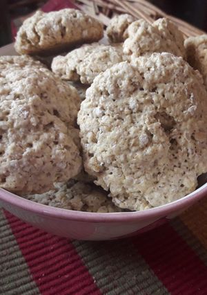 Una foto de Galletitas con avena, muy sencillas!