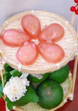 Hình của món Bánh phu thê con thỏ hồng.