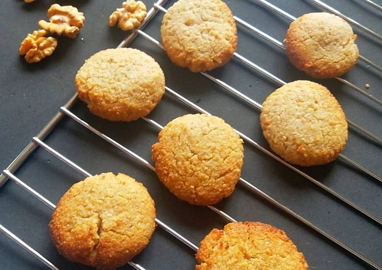 Walnuts flourless cookies