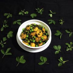 A picture of Methi Matar Aloo.