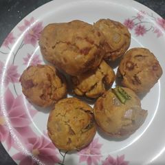 A picture of Medhu Pakoda.