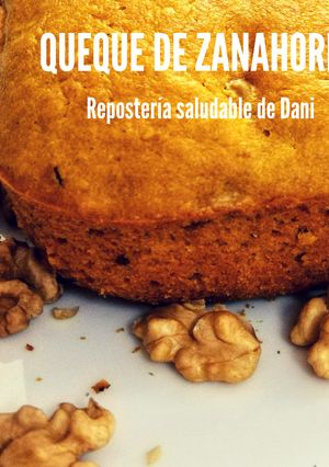 Una foto de Queque Zanahoria vegano o tradicional